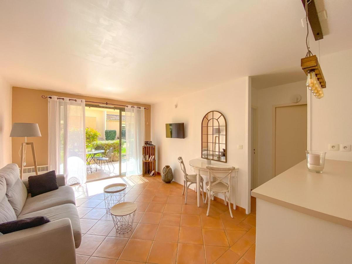 Appartement Cosy Pour Un Sejour Bien-Etre Climatise Saumane-de-Vaucluse Exterior photo